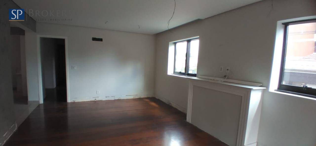 Apartamento à venda com 3 quartos, 157m² - Foto 4