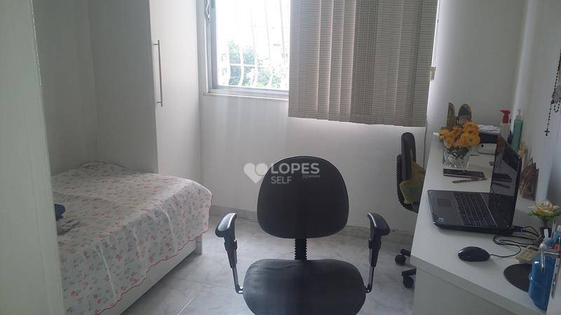 Apartamento à venda com 3 quartos, 72m² - Foto 2