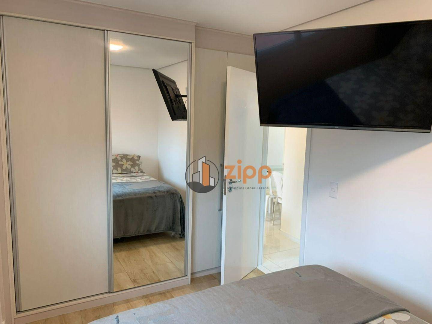 Apartamento à venda com 2 quartos, 55m² - Foto 17