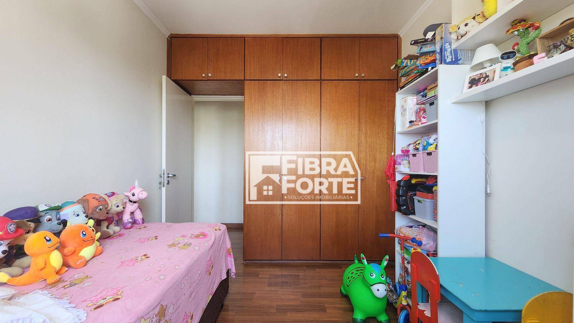 Apartamento à venda com 2 quartos, 70m² - Foto 13