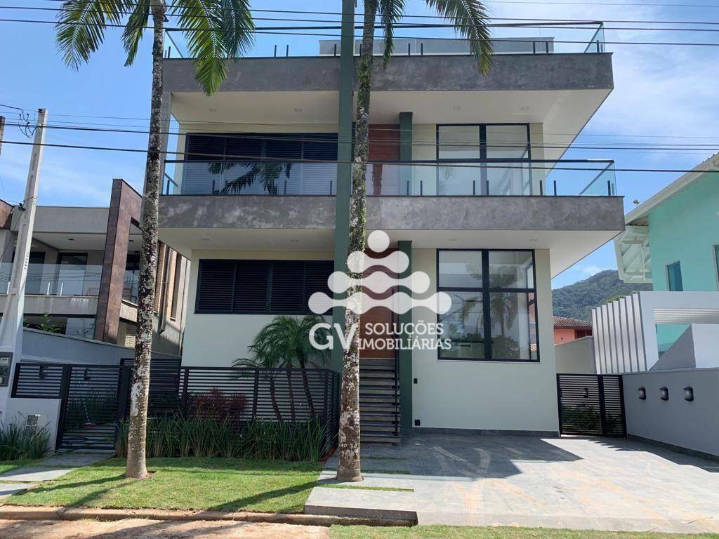 Casa de Condomínio à venda com 4 quartos, 382m² - Foto 1