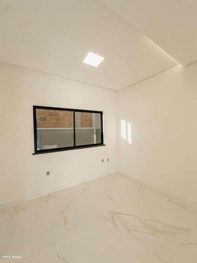 Casa à venda com 4 quartos, 275m² - Foto 20