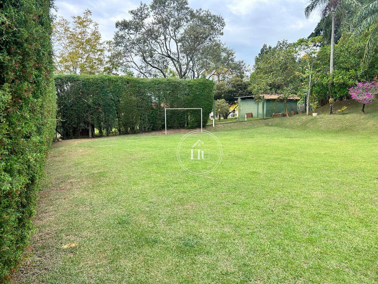 Chácara à venda e aluguel com 4 quartos, 448m² - Foto 8