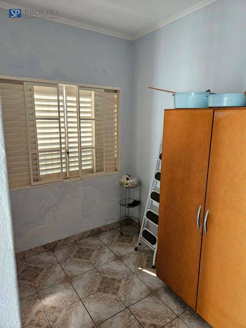 Casa à venda com 4 quartos, 150m² - Foto 13