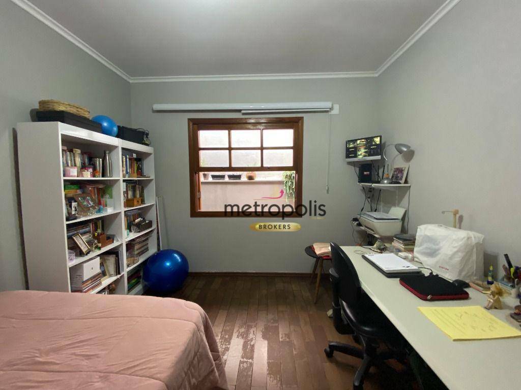 Casa à venda com 3 quartos, 251m² - Foto 22