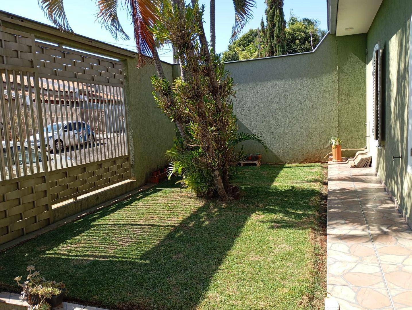Casa à venda com 3 quartos, 150m² - Foto 2