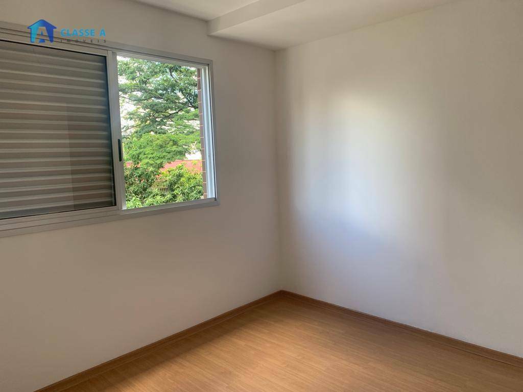 Apartamento à venda com 2 quartos, 62m² - Foto 5