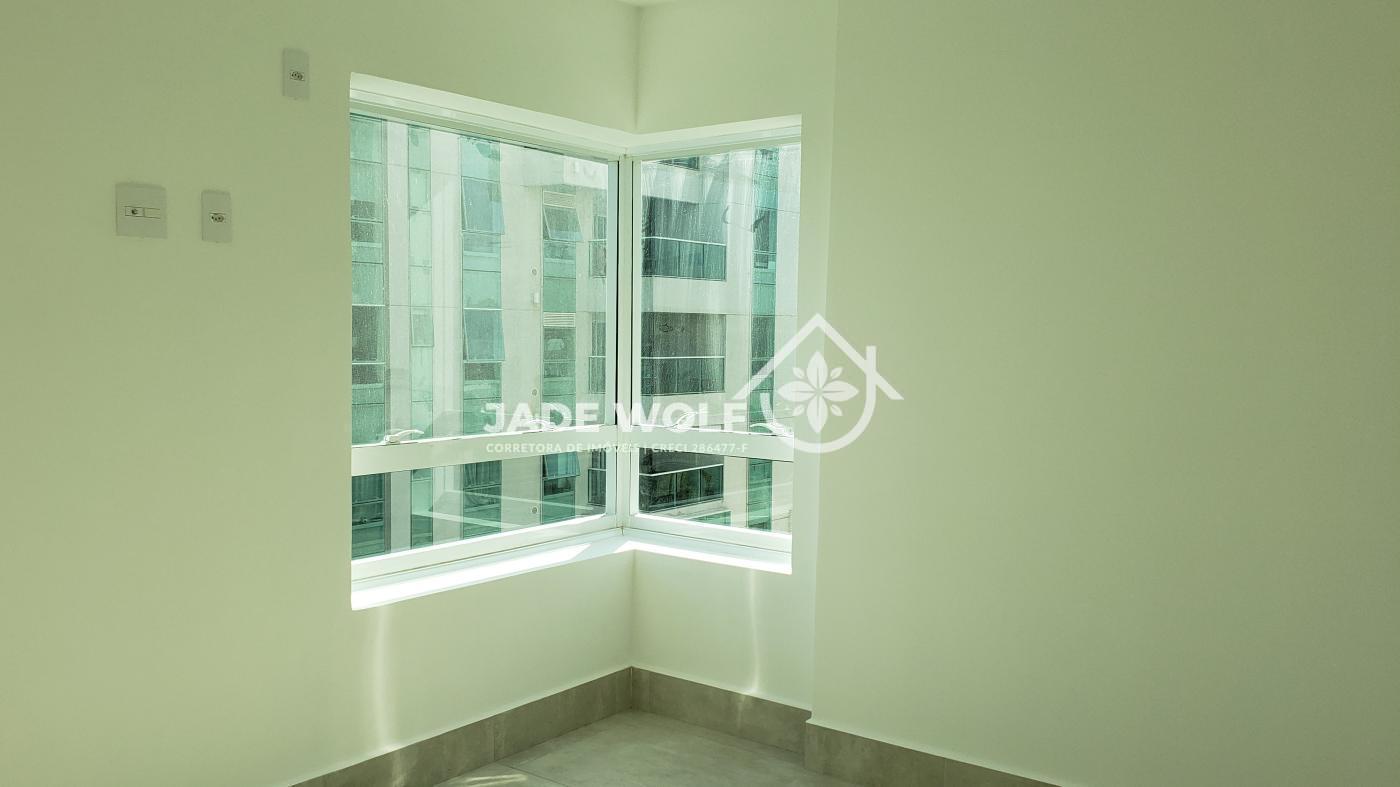 Apartamento para alugar com 3 quartos, 106m² - Foto 3