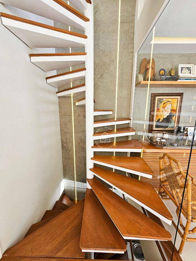 Cobertura à venda com 3 quartos, 225m² - Foto 34