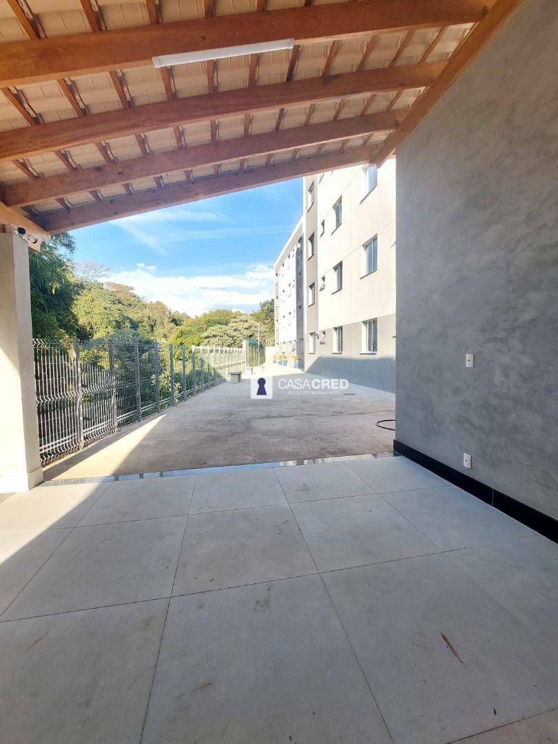 Apartamento para alugar com 2 quartos, 45m² - Foto 9