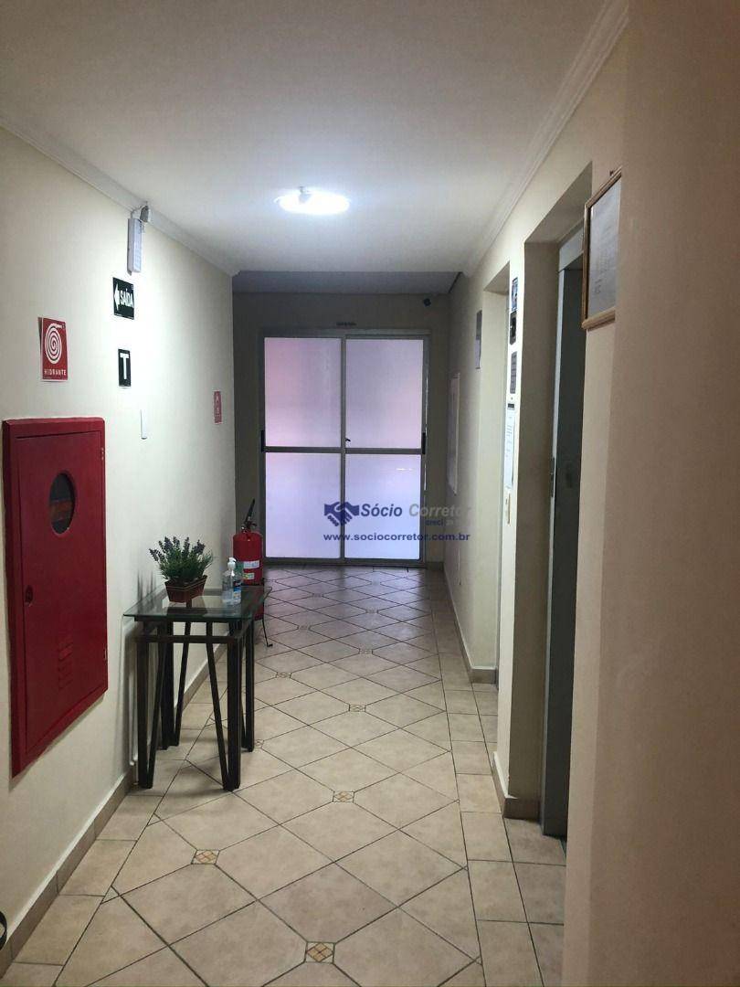 Apartamento à venda com 3 quartos, 70m² - Foto 17