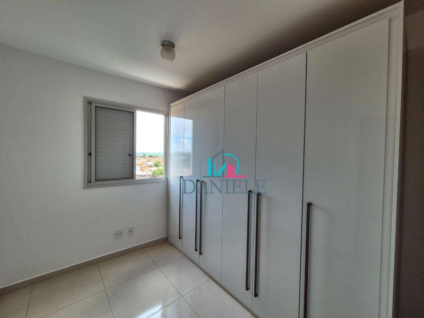 Apartamento à venda com 3 quartos, 65m² - Foto 11