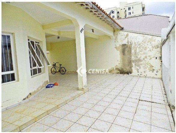 Casa à venda com 6 quartos, 213m² - Foto 4