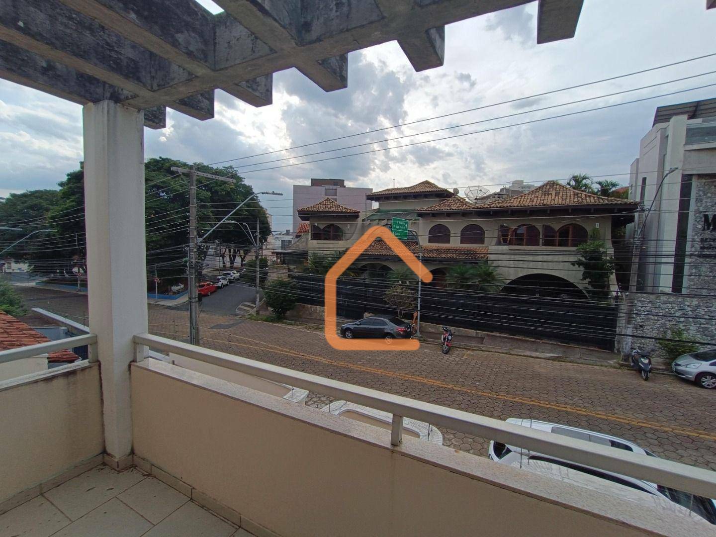 Casa, 5 quartos, 499 m² - Foto 1