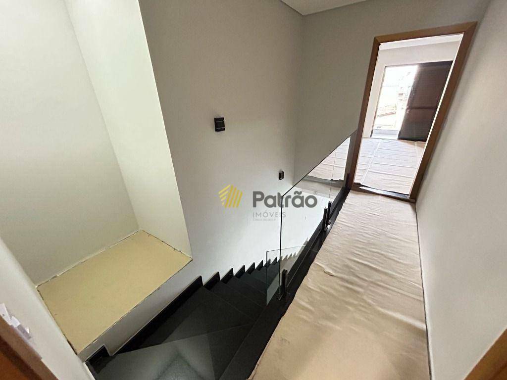 Sobrado à venda com 3 quartos, 214m² - Foto 12