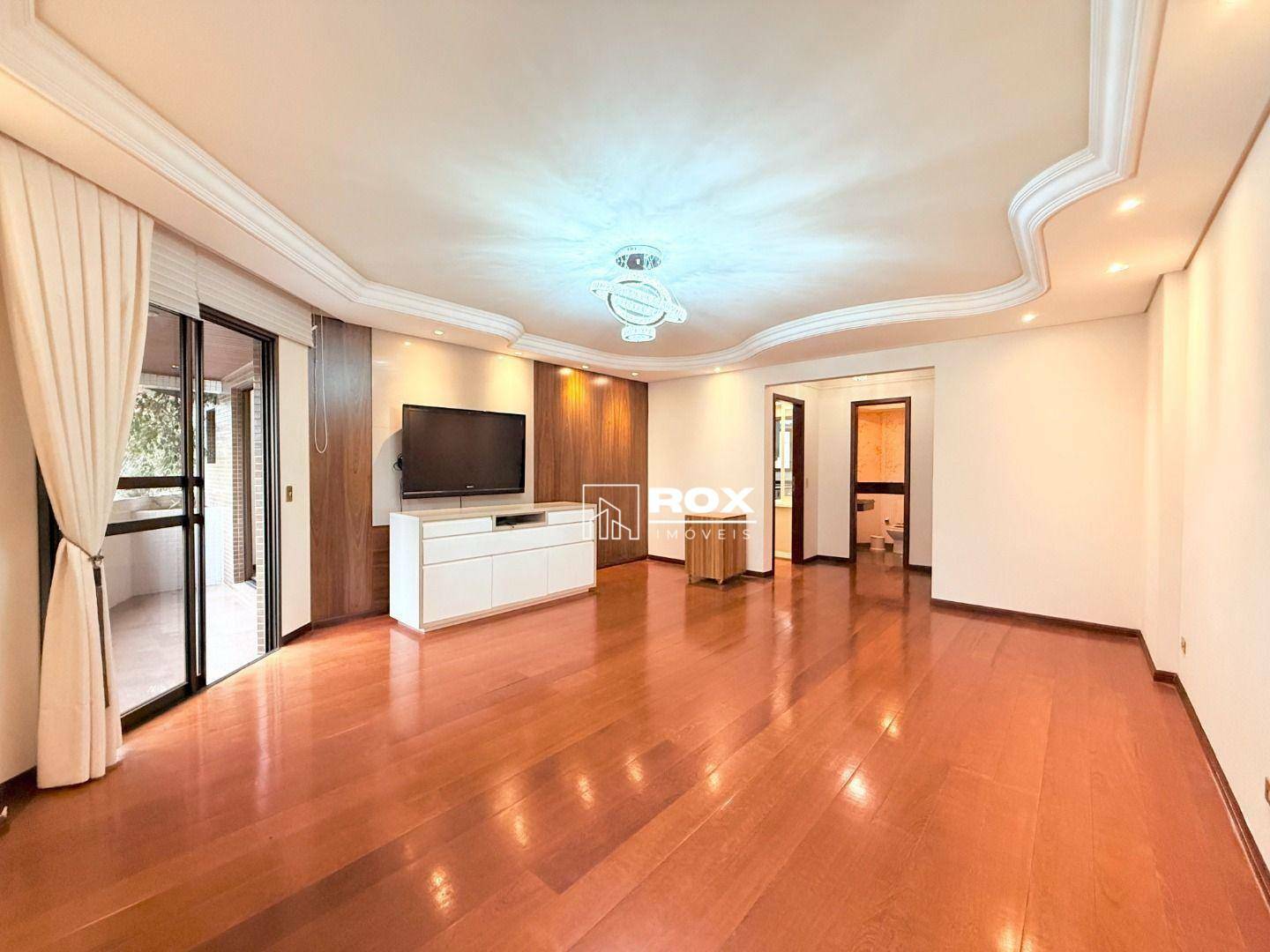 Apartamento para alugar com 3 quartos, 178m² - Foto 2