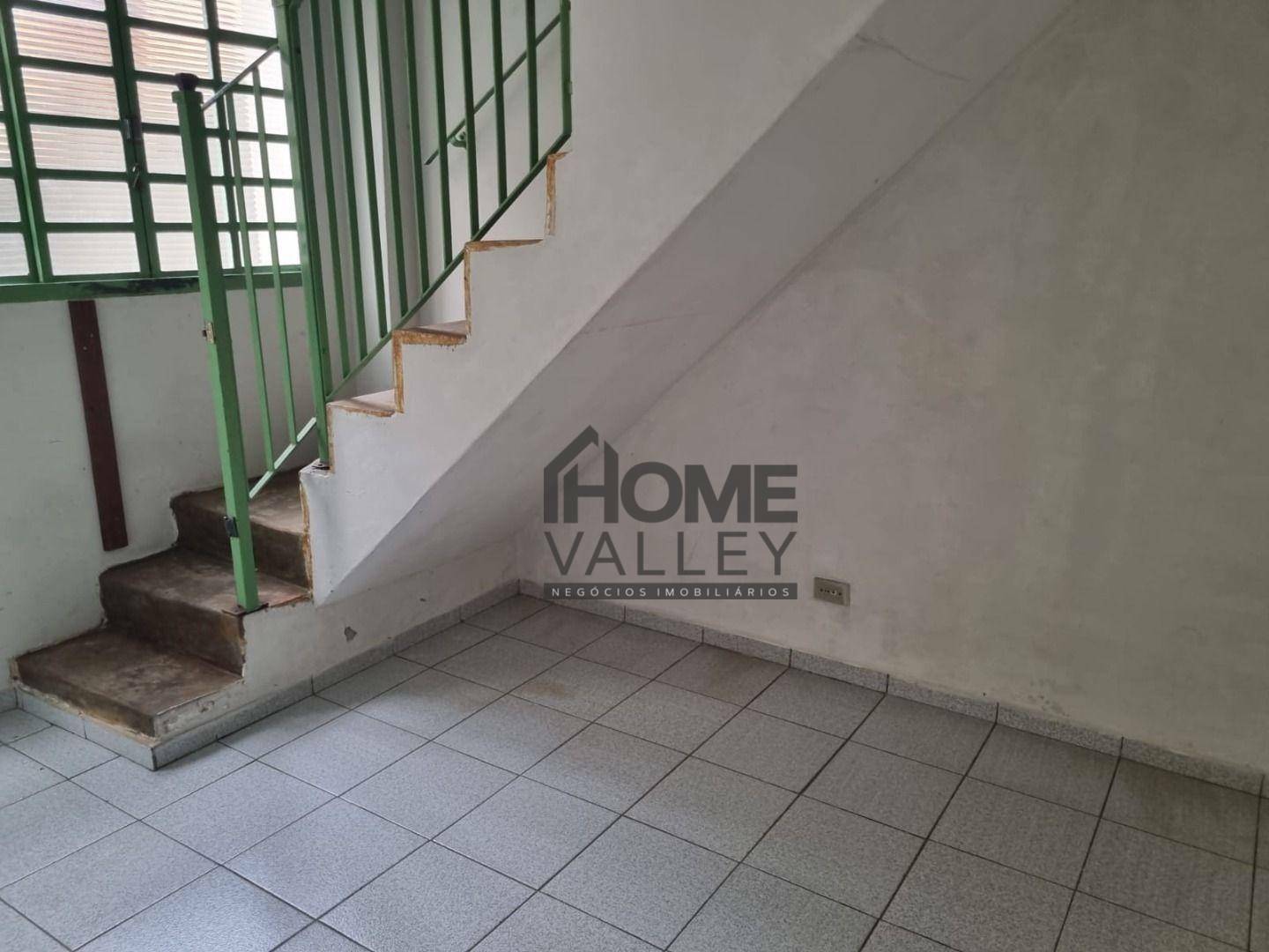 Casa à venda e aluguel com 4 quartos, 220m² - Foto 6