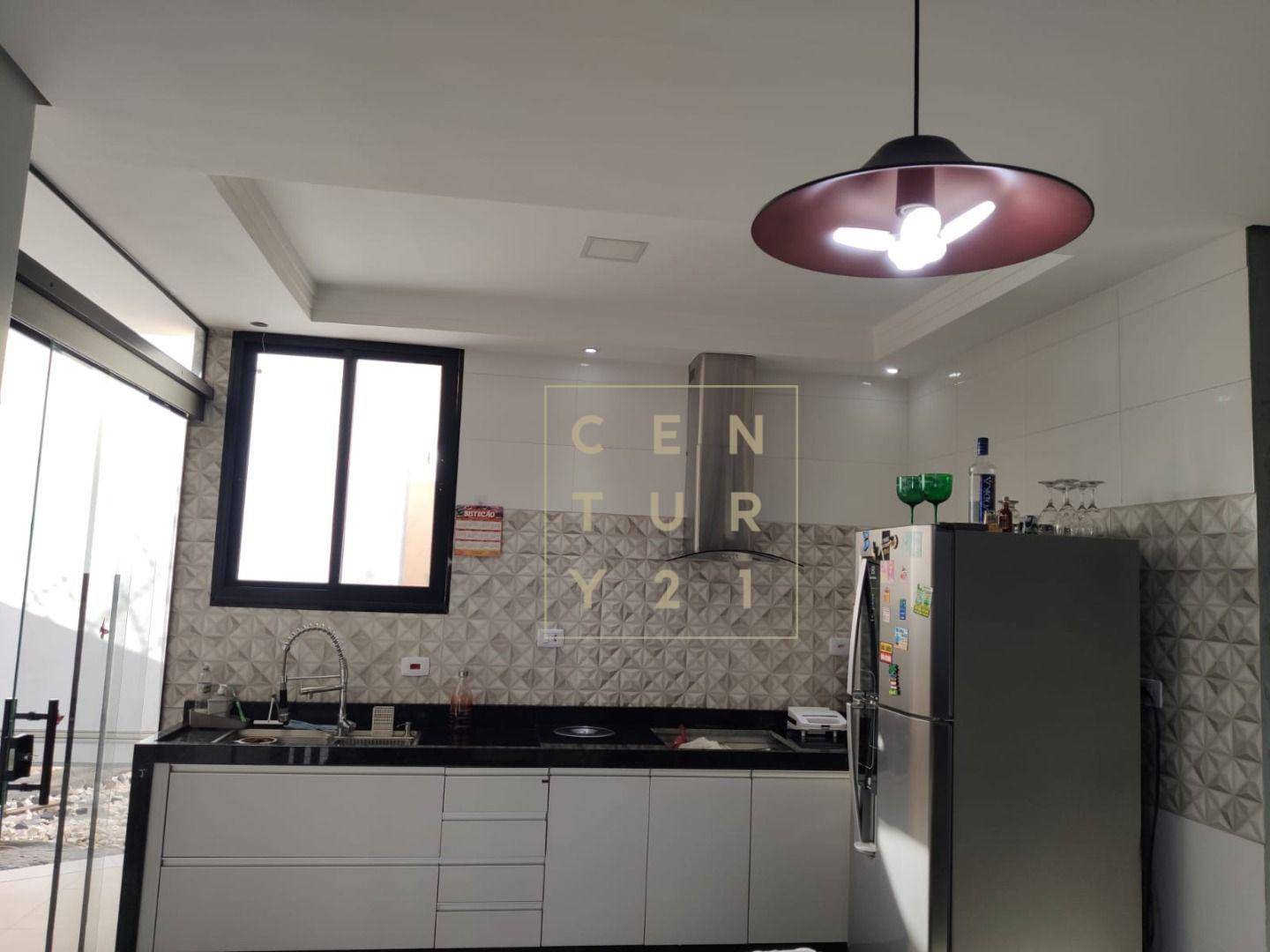 Casa de Condomínio para alugar com 3 quartos, 230m² - Foto 6
