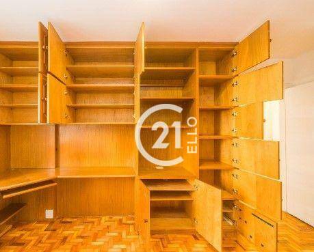 Apartamento à venda com 3 quartos, 145m² - Foto 4