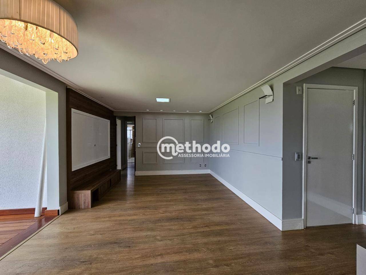 Apartamento para alugar com 3 quartos, 109m² - Foto 2