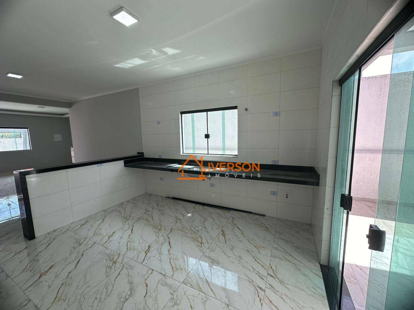 Casa à venda com 3 quartos, 164m² - Foto 5