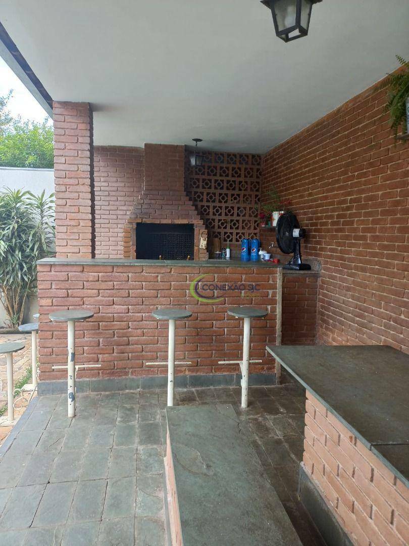 Sobrado à venda com 4 quartos, 318m² - Foto 24