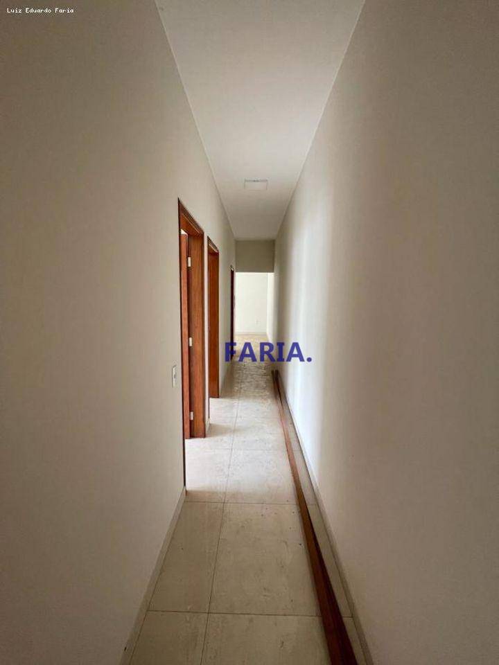 Casa à venda com 3 quartos, 140m² - Foto 12