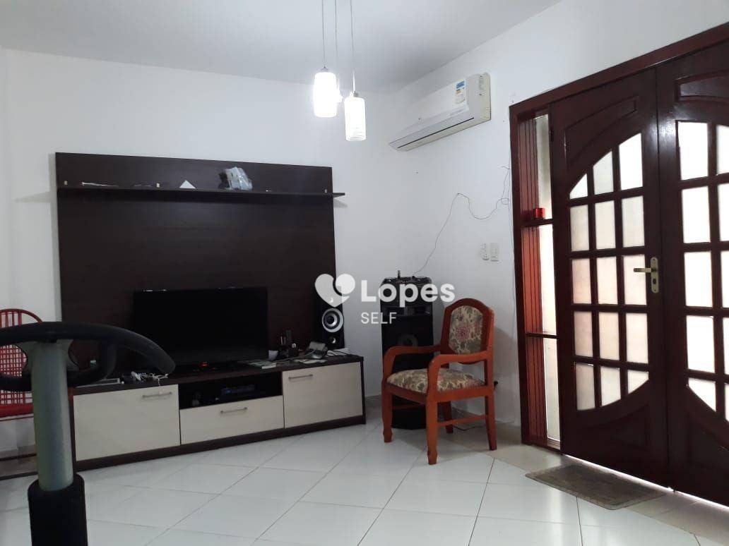 Casa à venda com 2 quartos, 88m² - Foto 7