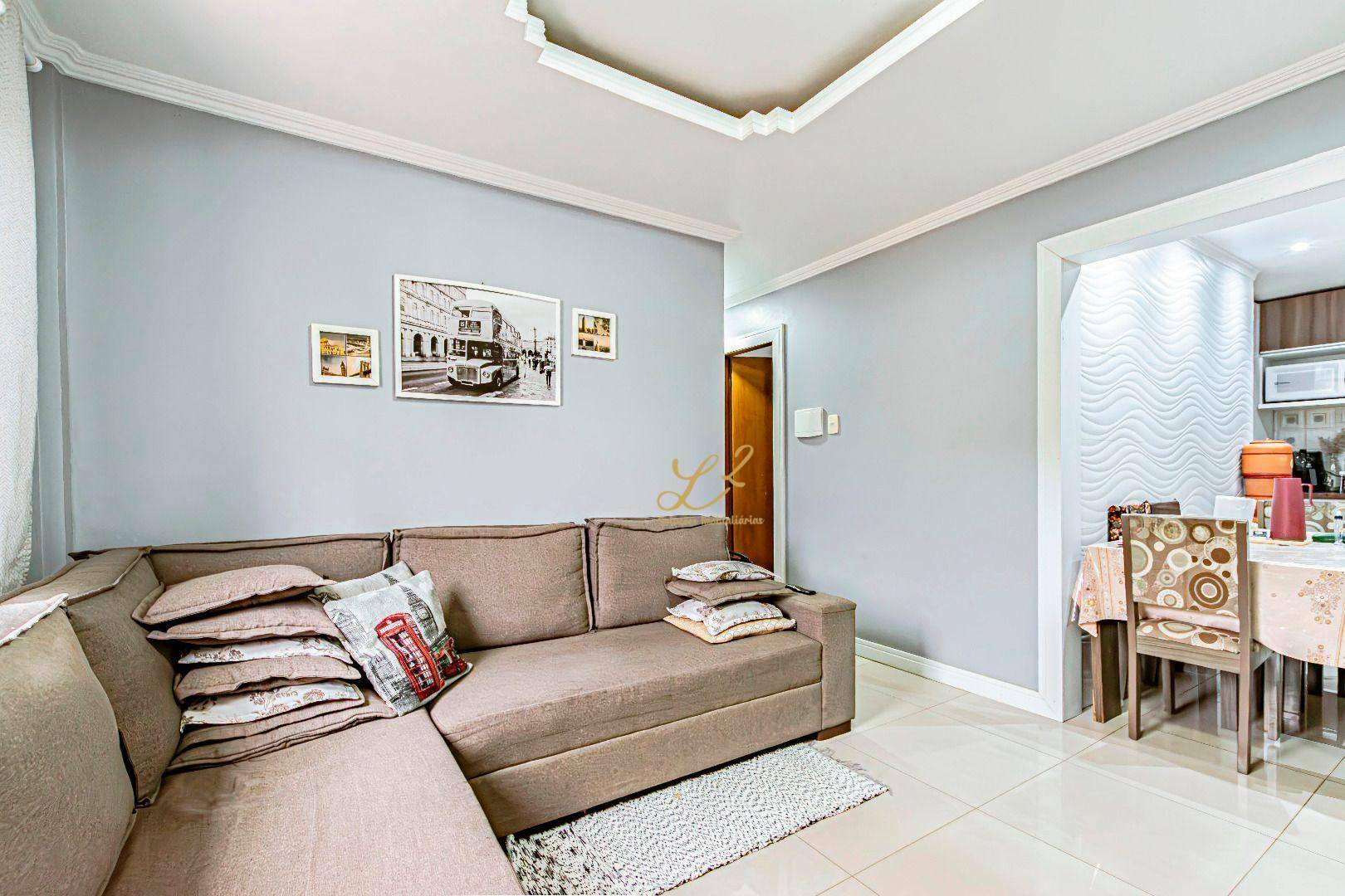 Casa à venda com 3 quartos, 108m² - Foto 4