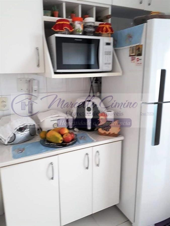 Apartamento à venda com 2 quartos, 50m² - Foto 9