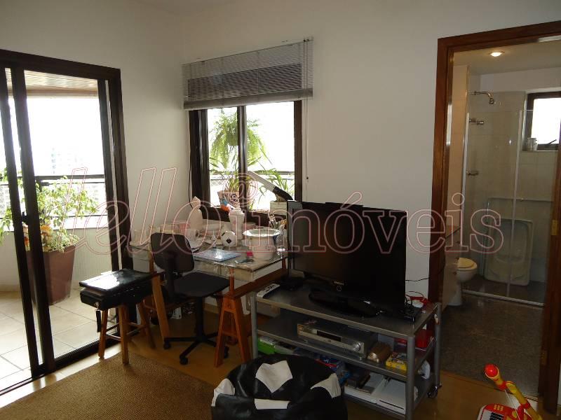 Apartamento à venda com 4 quartos, 238m² - Foto 18