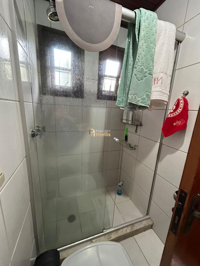 Casa à venda com 3 quartos, 338m² - Foto 19