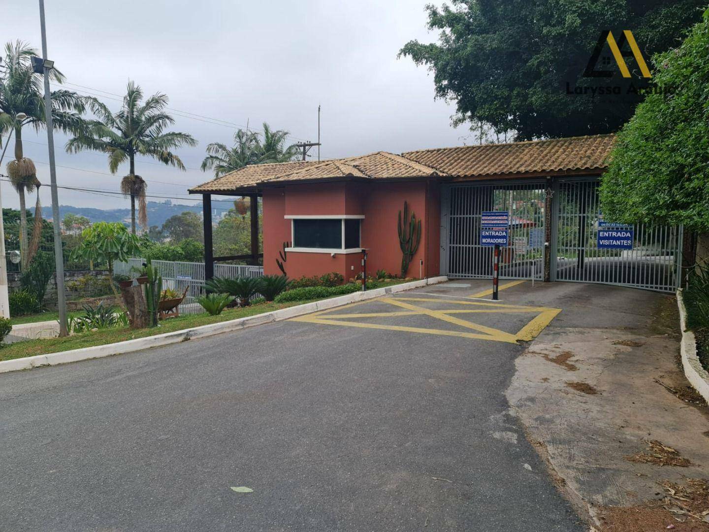 Casa à venda com 3 quartos, 320m² - Foto 8