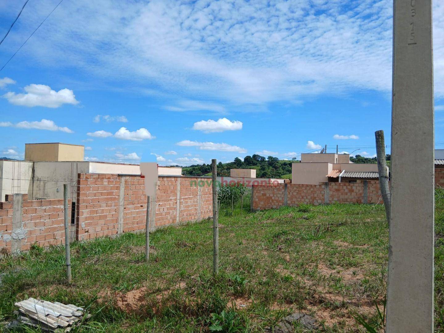 Terreno, 200 m² - Foto 2