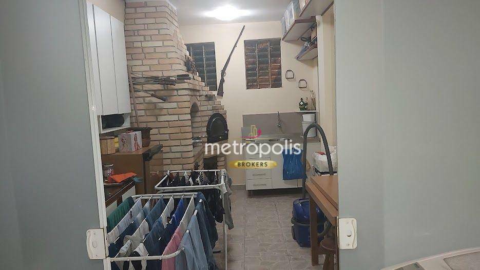 Sobrado à venda com 3 quartos, 240m² - Foto 24