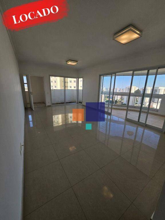 Apartamento para alugar com 4 quartos, 182m² - Foto 1