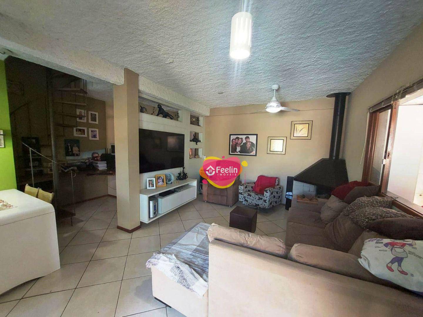 Casa à venda com 4 quartos, 250m² - Foto 7