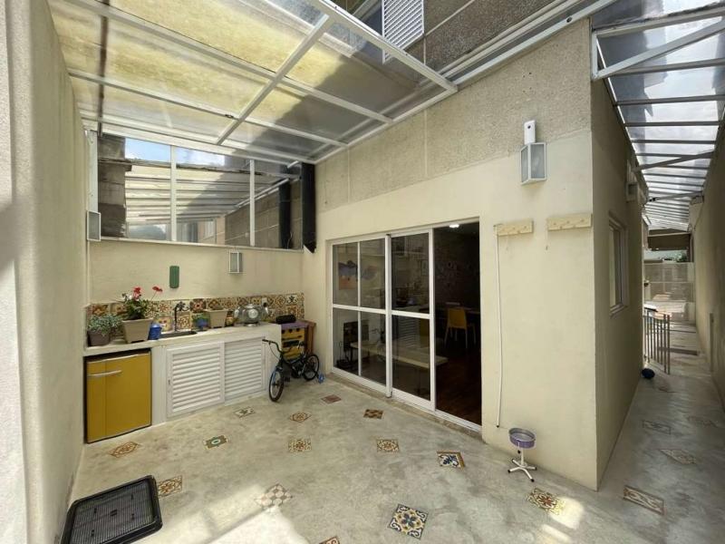 Apartamento à venda com 2 quartos, 57m² - Foto 17