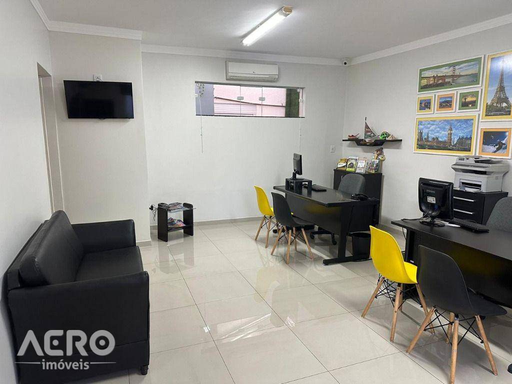 Casa, 2 quartos, 193 m² - Foto 1