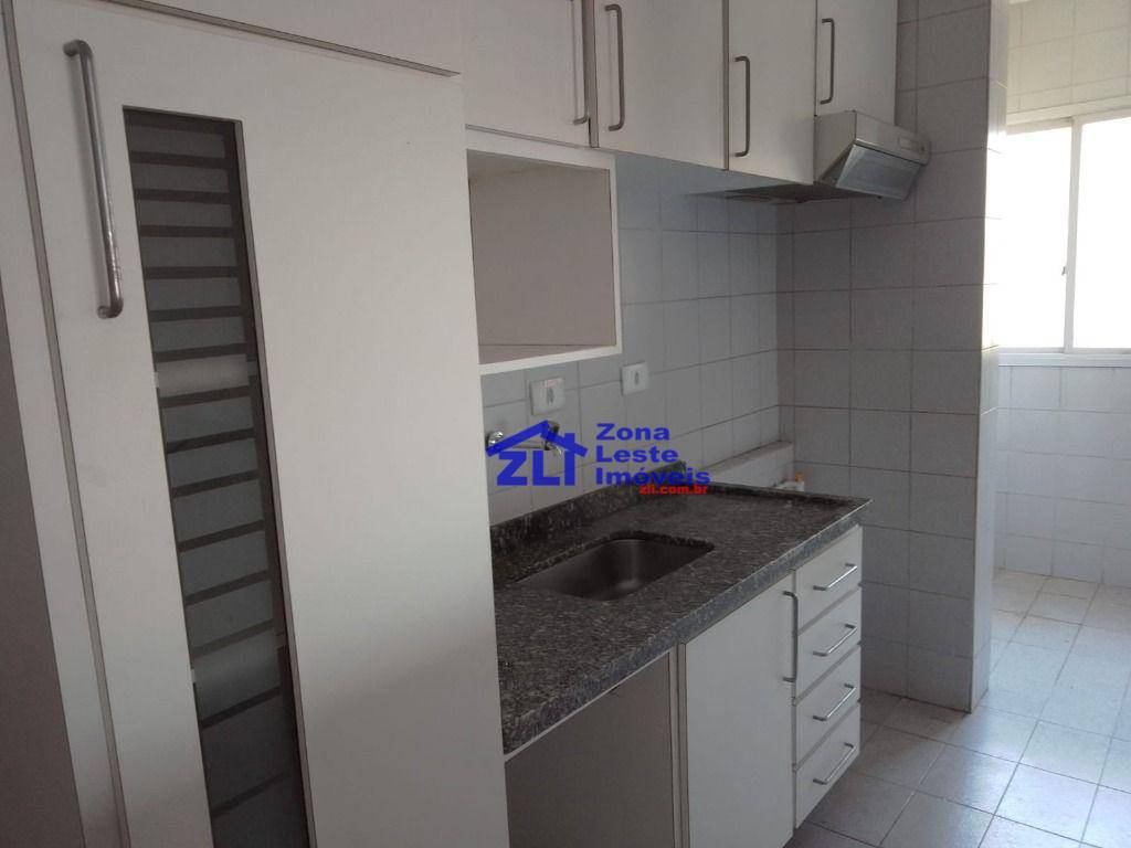 Apartamento para alugar com 2 quartos, 55m² - Foto 7