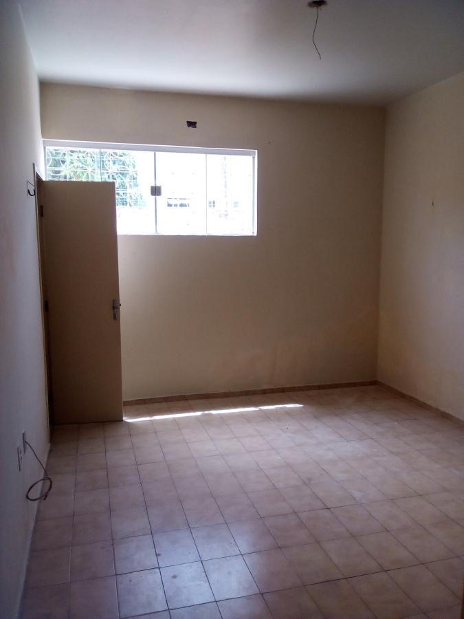 Casa à venda com 3 quartos, 240m² - Foto 10