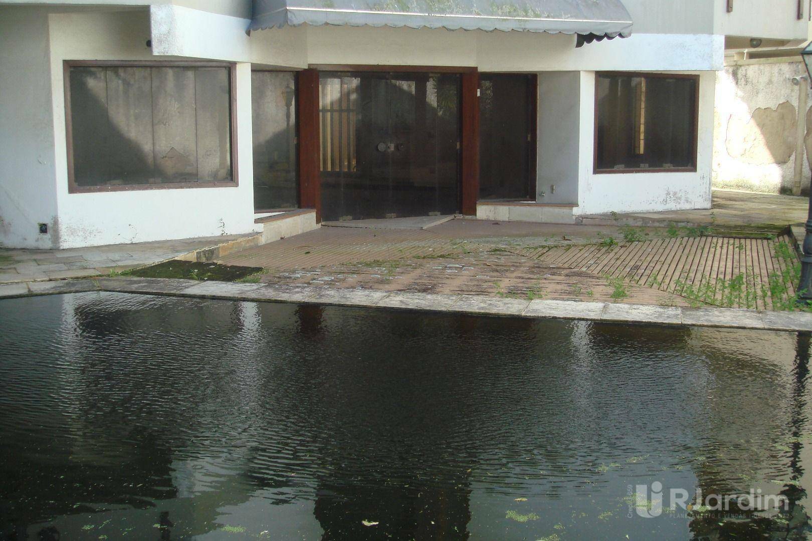 Casa à venda e aluguel com 4 quartos, 561m² - Foto 10