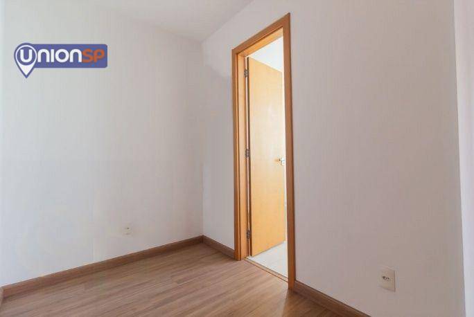 Apartamento à venda com 4 quartos, 207m² - Foto 13