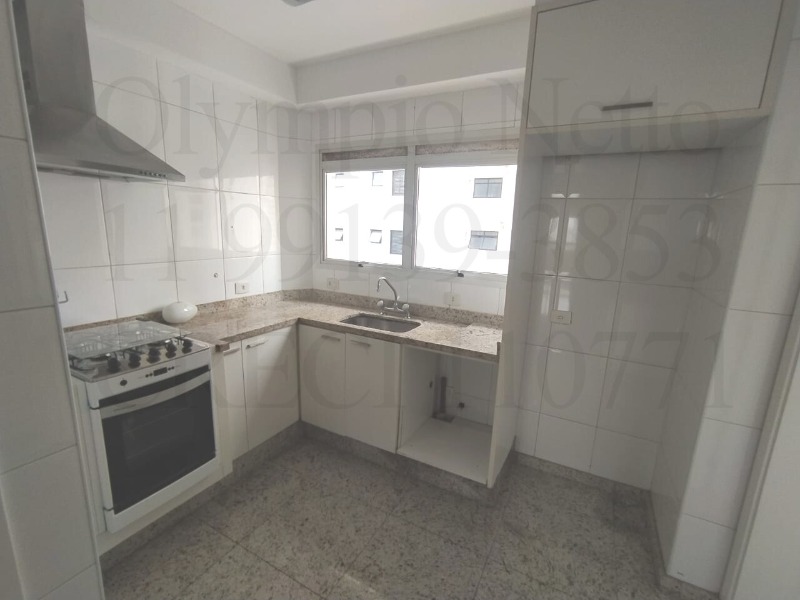 Apartamento à venda com 3 quartos, 160m² - Foto 11