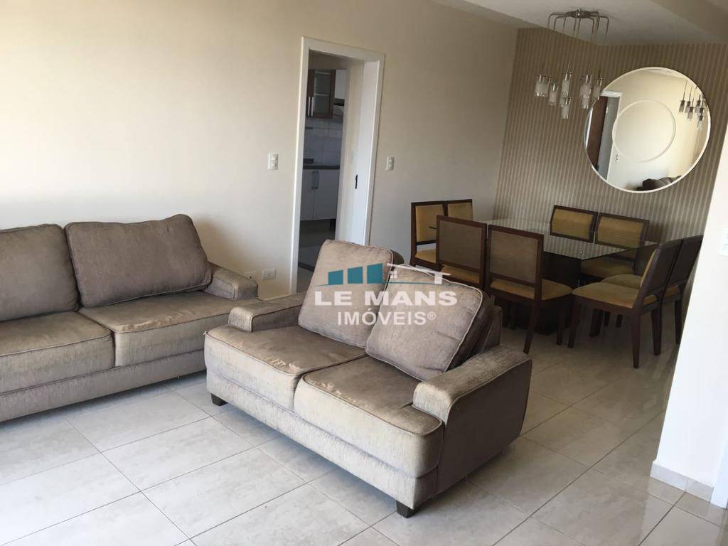 Apartamento à venda com 3 quartos, 140m² - Foto 2