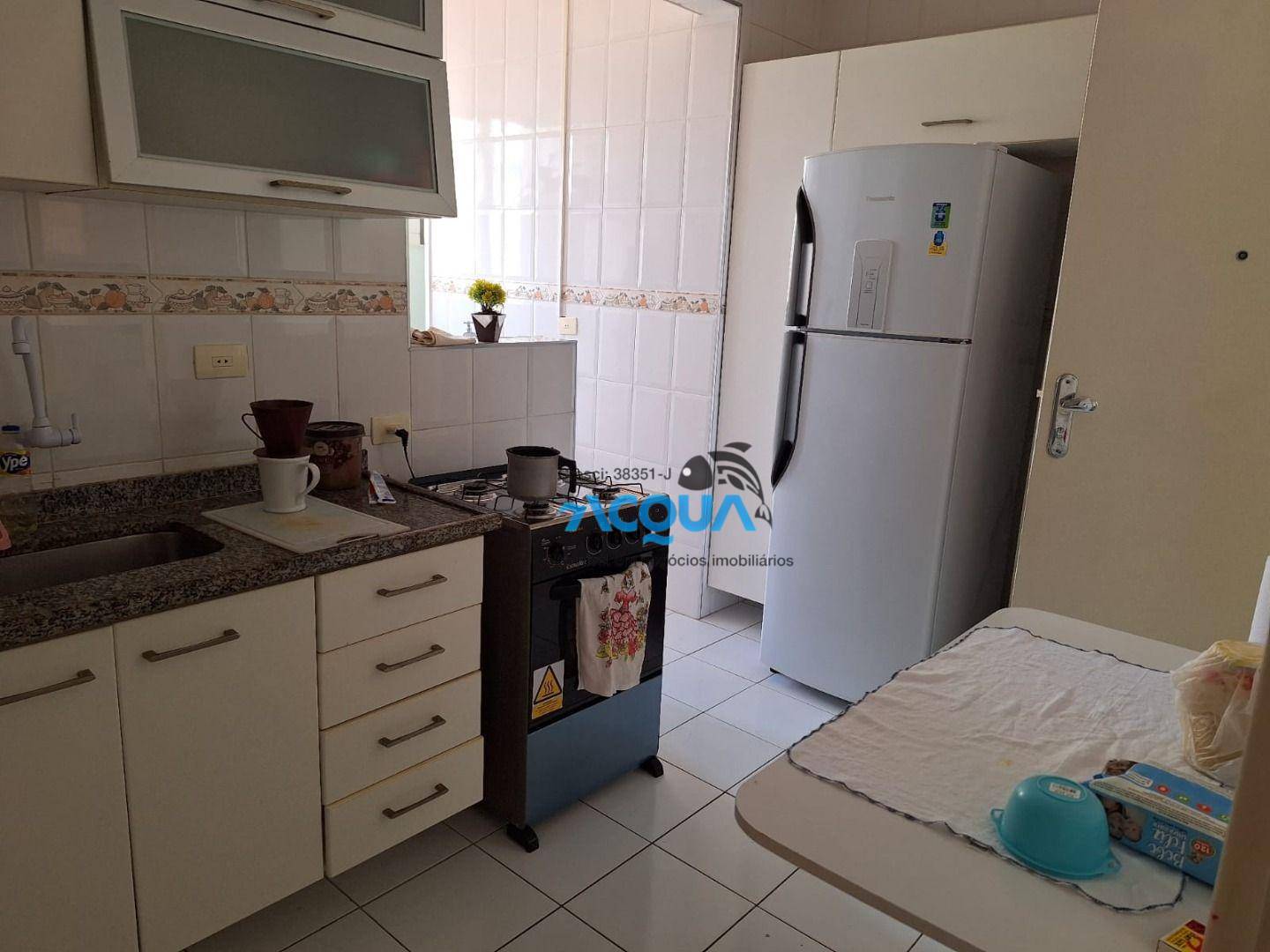 Apartamento à venda com 2 quartos, 85m² - Foto 3