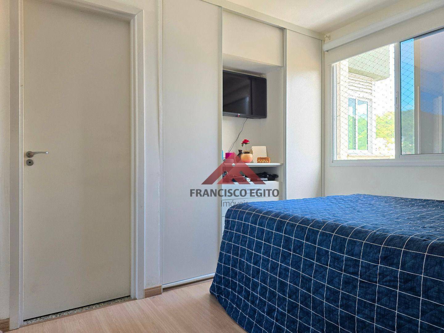 Apartamento à venda com 2 quartos, 62m² - Foto 4