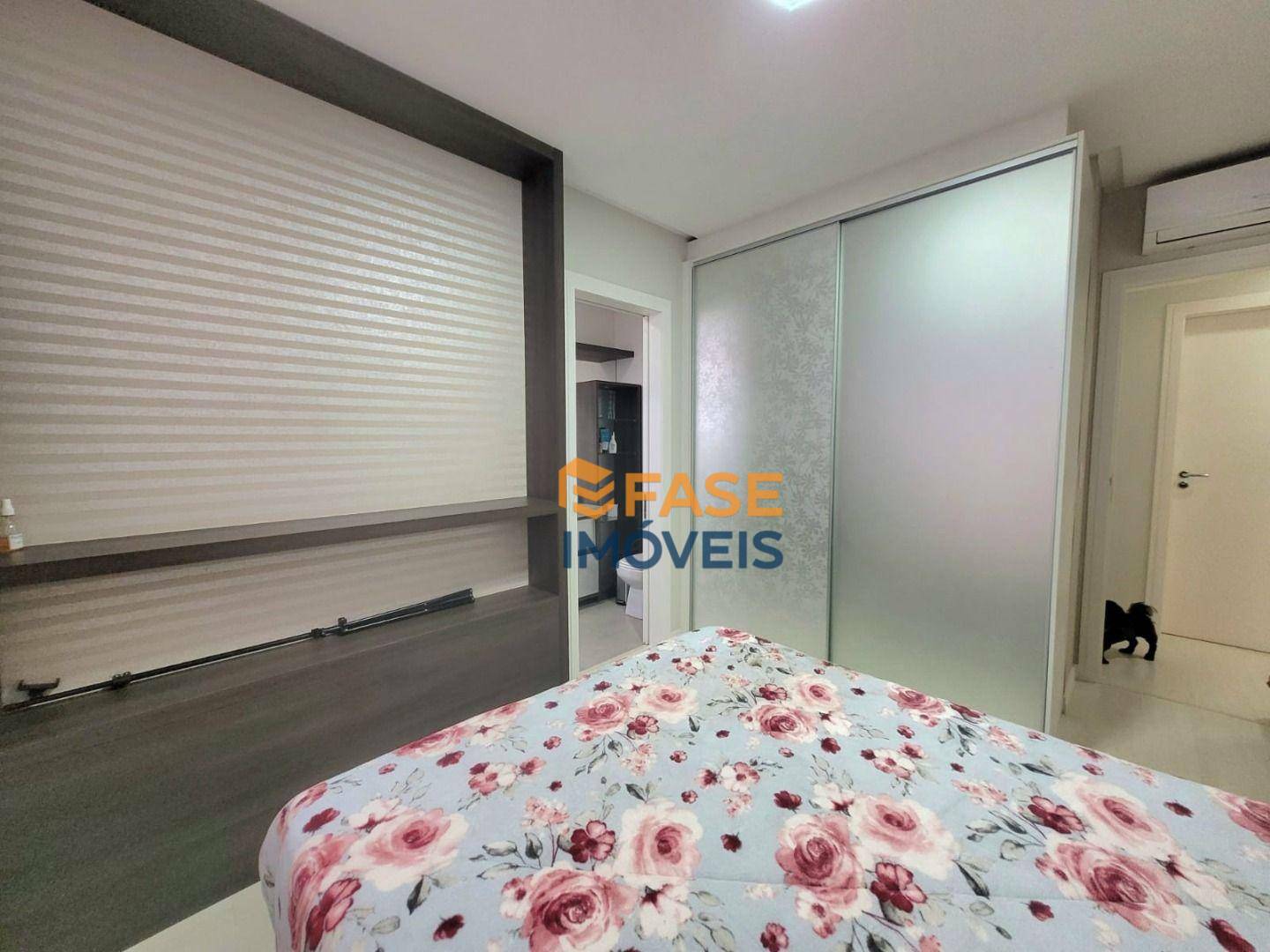 Apartamento à venda com 4 quartos, 157m² - Foto 31