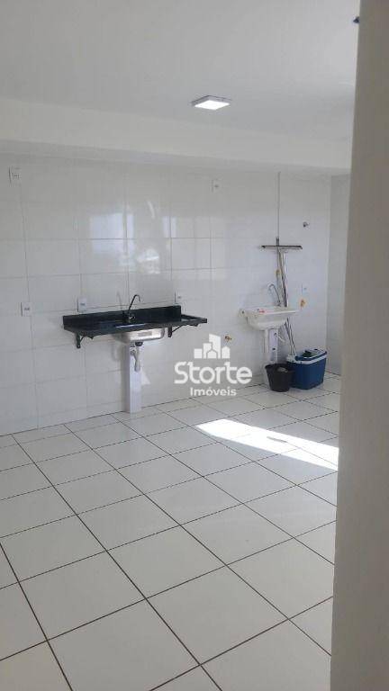 Apartamento à venda com 2 quartos, 51m² - Foto 2