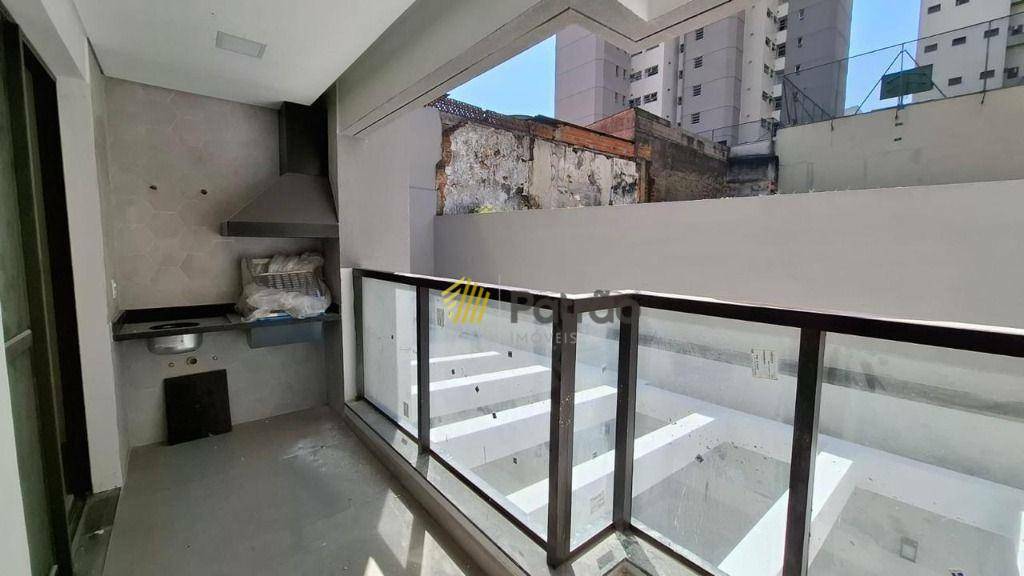 Apartamento à venda com 2 quartos, 69m² - Foto 1